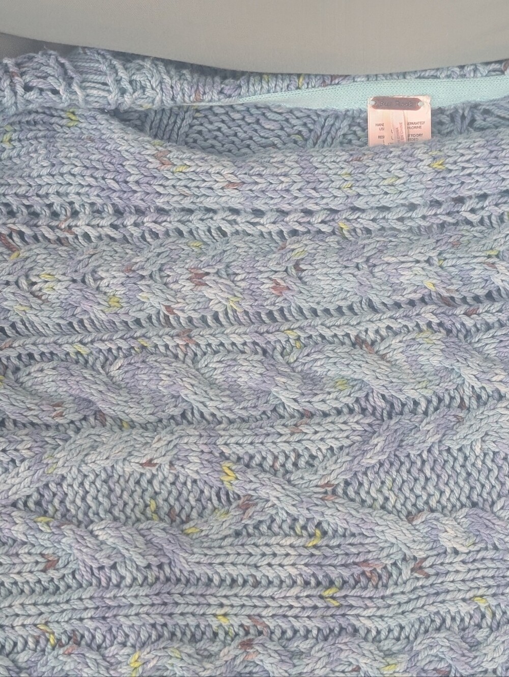 Free People Oversized Speckled Light Blue Cable Knit Sweater Women's Size Large - Picture 6 of 16